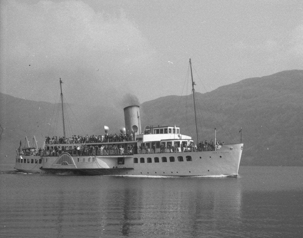 Maid of the Loch paddle steam approaching Balloch Pier