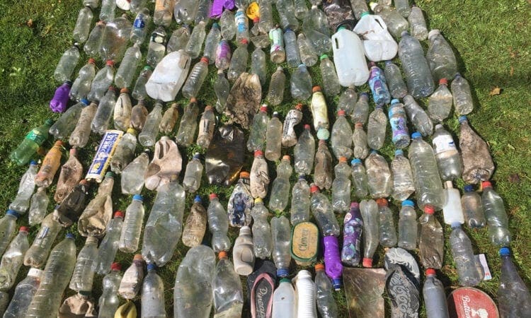 Canal charity calls on individuals to help tackle the global plastics crisis on their doorstep