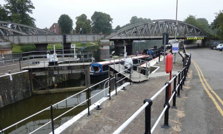 Canal & River Trust broadens online passage booking offer