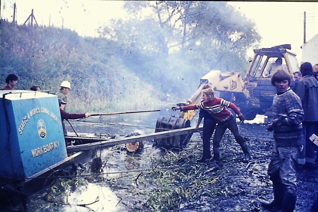 Work being carried out in the 1970s to clear the canal in Stourbridge. This image was collected as part of Alarum's I Dig Canals project. Credit: Alan T Smith