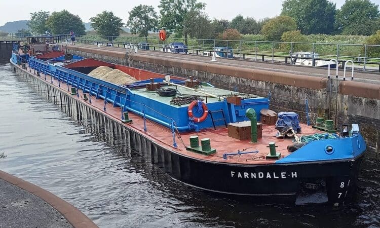 RESUMED BARGE TRAFFIC TO LEEDS FROM HULL IS VERY OPPORTUNE, SAYS CBOA