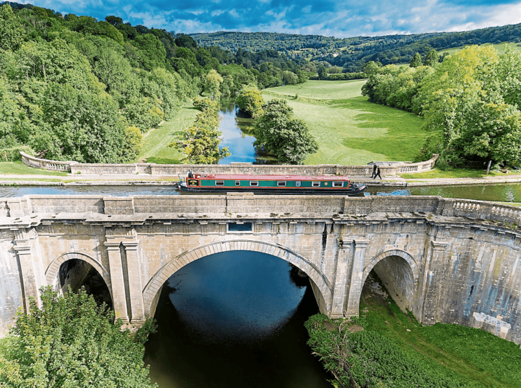 Abseiling conservator Columba Strachey working on the Dundas Aqueduct. PHOTO: ANNA BARCLAY/CRT