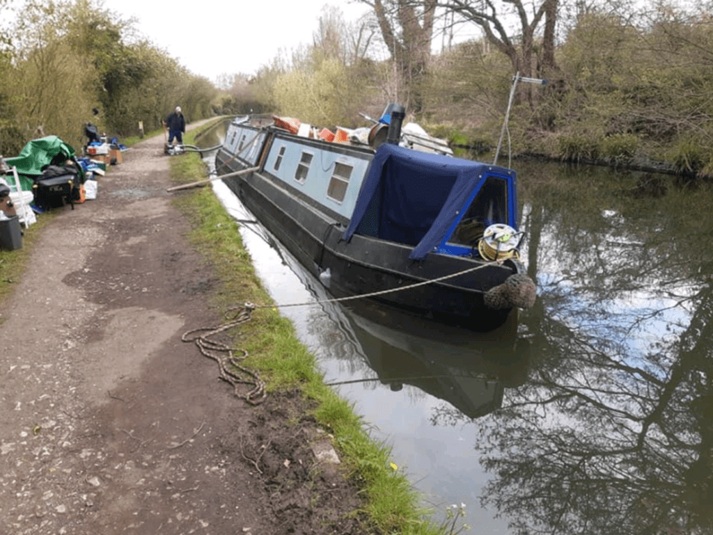 Between locks 57 and 58 on the Grand Union Canal at Berkhamstead