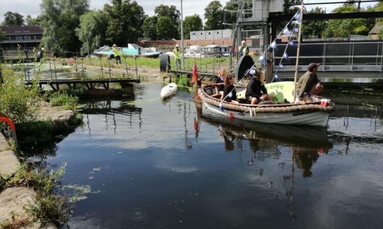 York lock reopens thanks to IWA volunteers