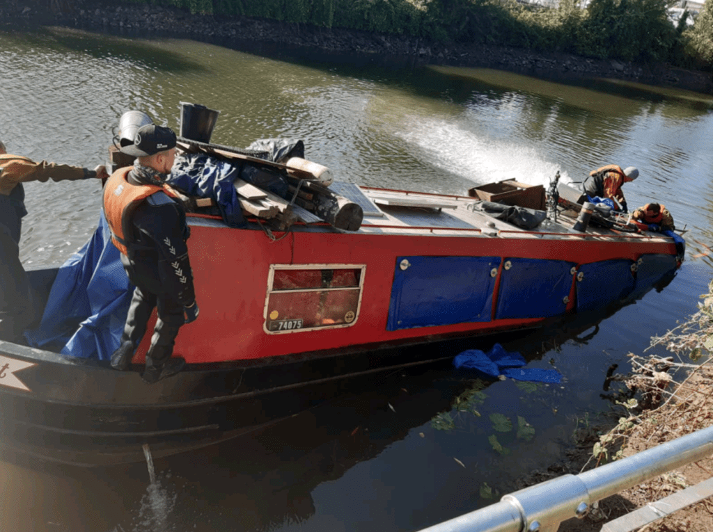 River Avon Canalboat Rescue