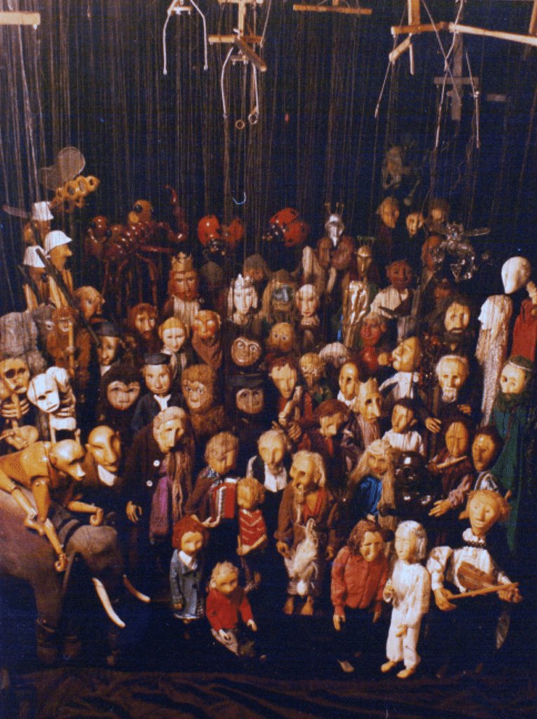 Puppets galore!