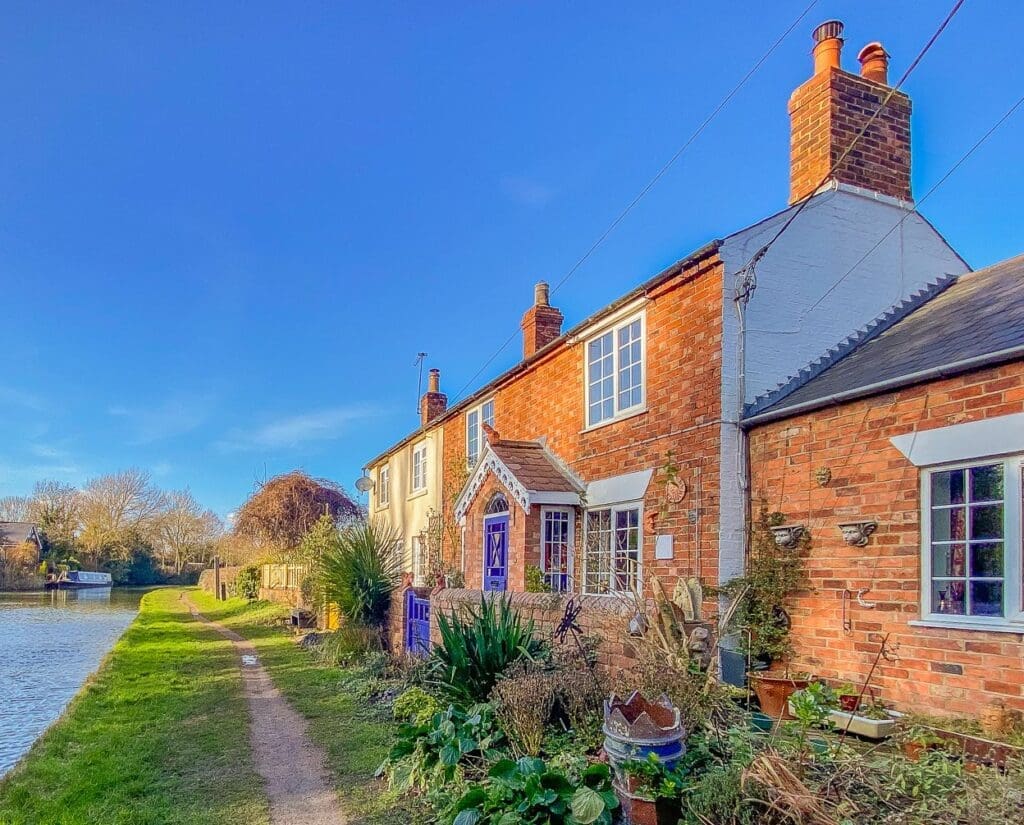 canalside cottage