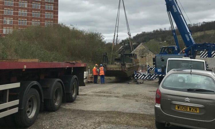 Cotswold Canals Trust Acquires a new work/crane barge