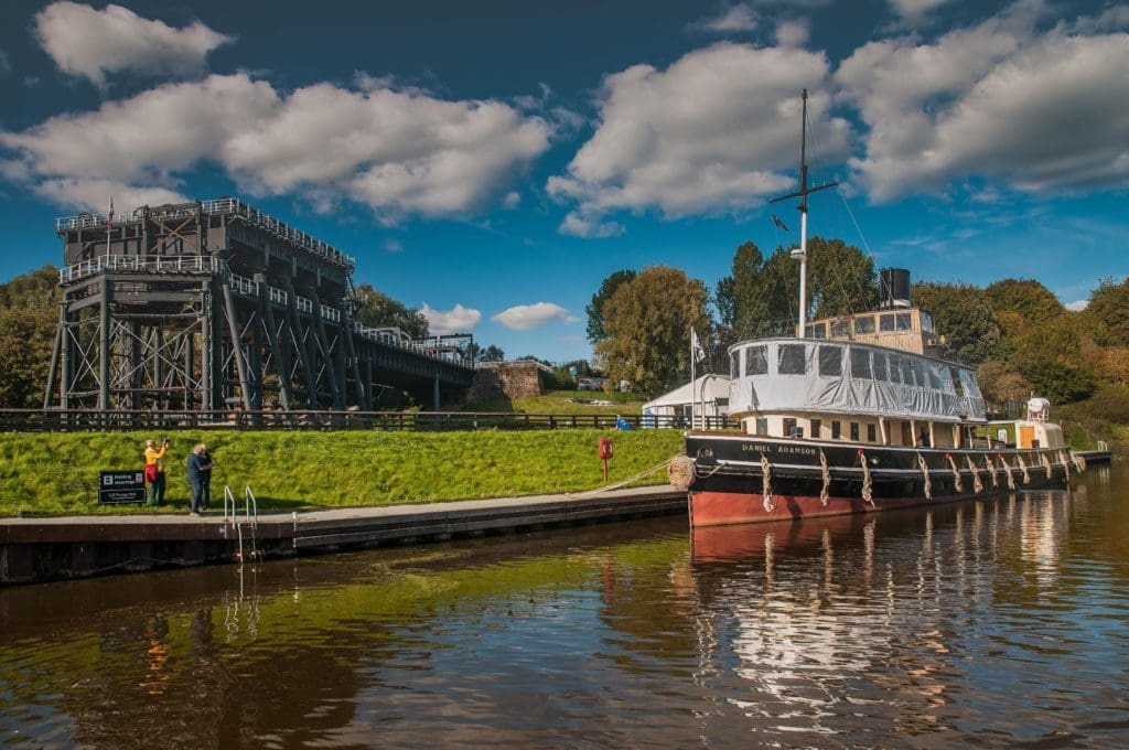 Danny at Anderton Boat Lift LR