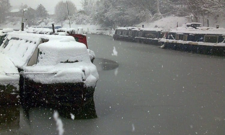 Week-long freeze ahead! Canal charity reminds people of towpath safety
