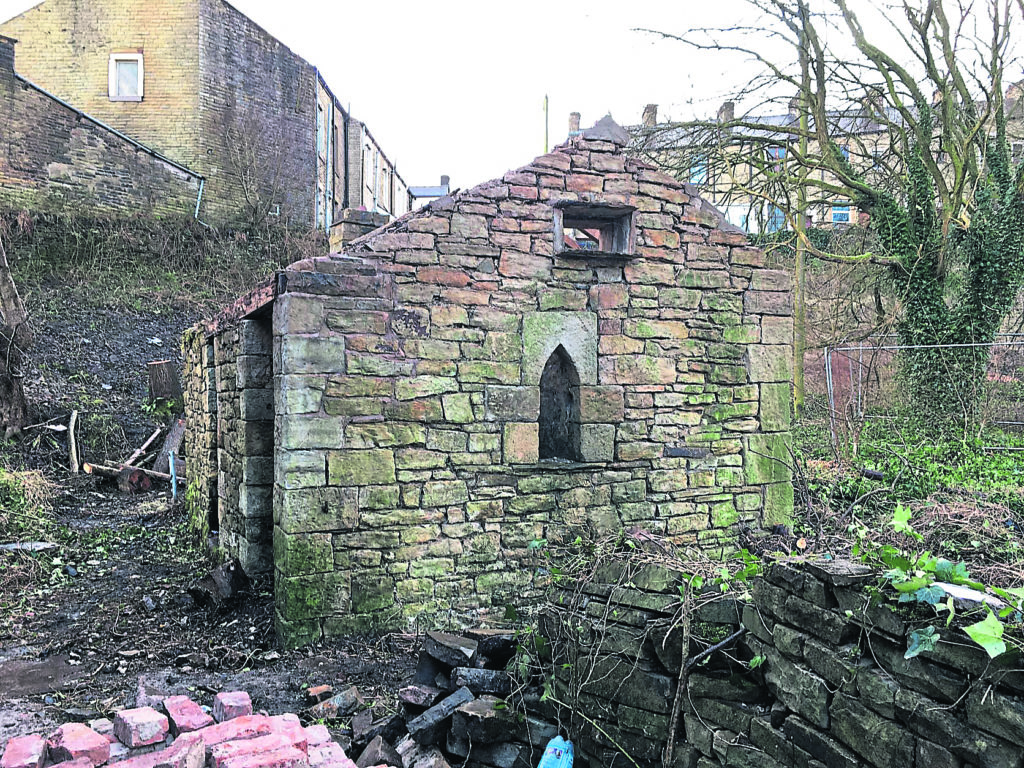 Finsley Gate washhouse before restoration.