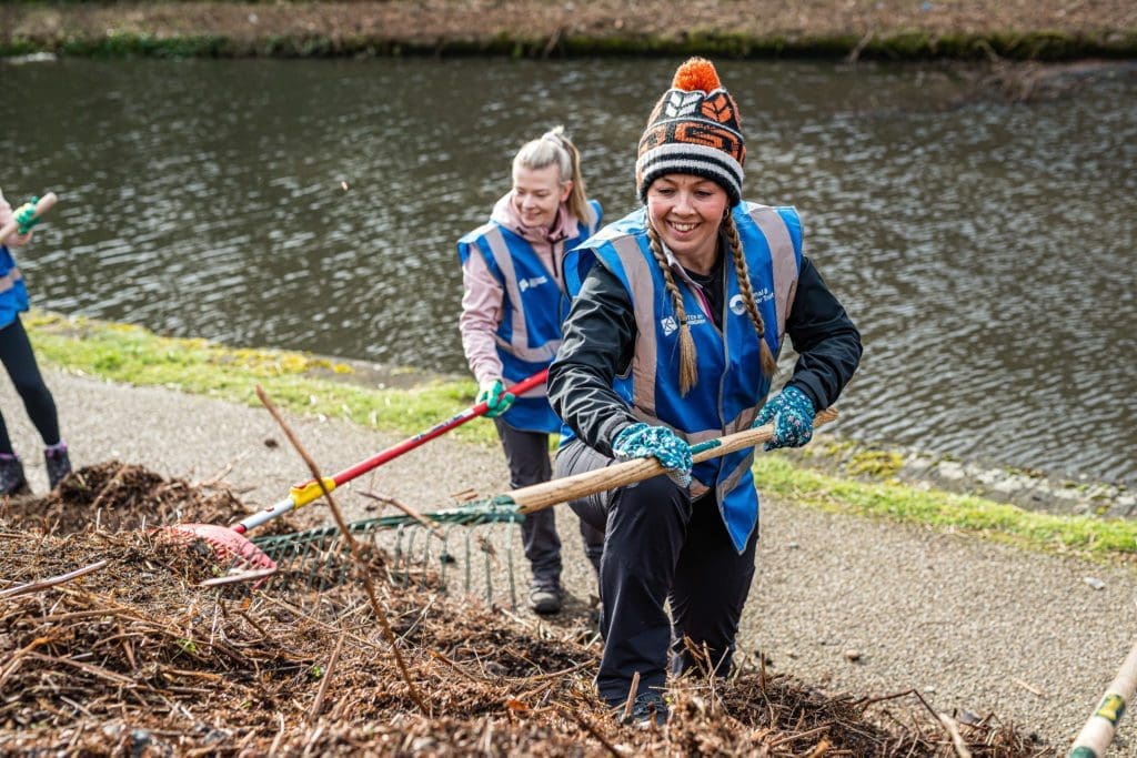 Canal and River Trust volunteers