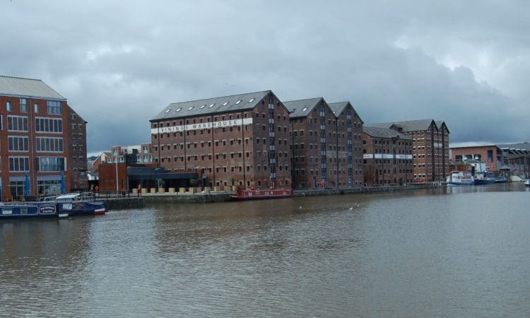 CRT completes second phase of Gloucester Docks dredging programme
