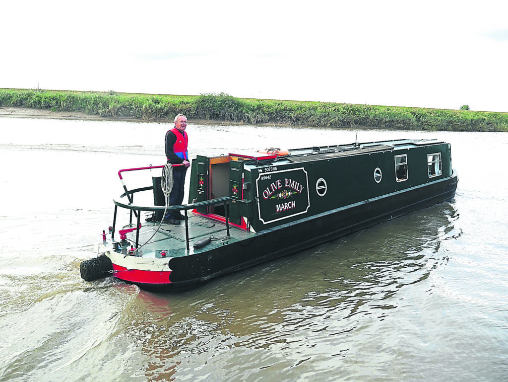 The crossing between Denver and Salter’s Lode Lock.PHOTO: IWA