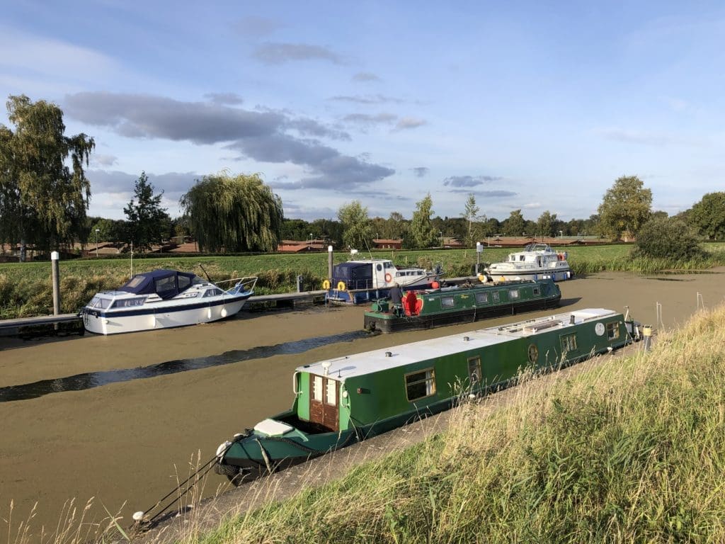 A narrowboat under way at Torksey