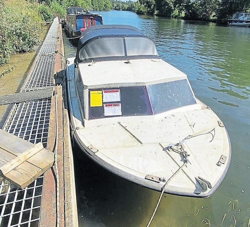 Boat owners warned: pay up or face a fine