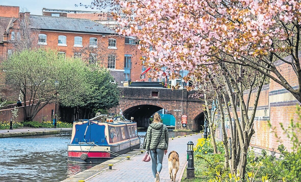 Birmingham moorings trial prompts boater stay time changes