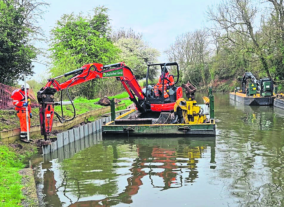 VITAL WORK stops canal and river merging