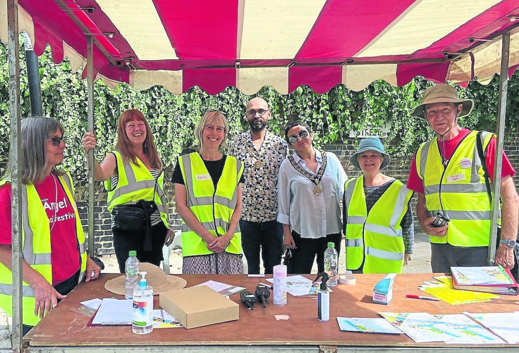 SPCC volunteers at the Angel festival control point with the Mayor of Islington, 2023.
