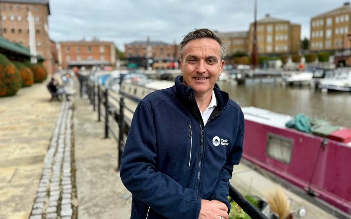 Canal & River Trust to Implement Commission on Boat Licensing Report as £2m Allocated for Locks and Dredging