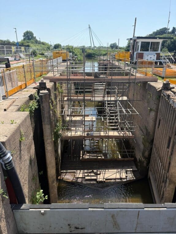 Repairs to Diglis Small Lock June 2026